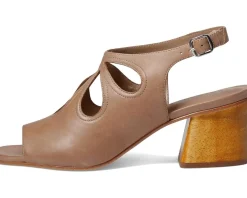 Women's Bernardo Lainey