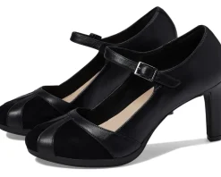 Women's Clarks Ambyr Light