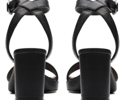 Women's Clarks AmbyrLyn Bay