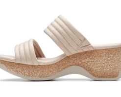 Women's Clarks Chelseah Path