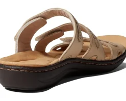 Women's Clarks Laurieann Cove