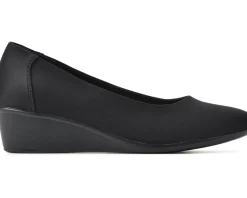 Women's Cliffs by White Mountain Boldness