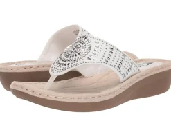 Women's Cliffs by White Mountain Cienna