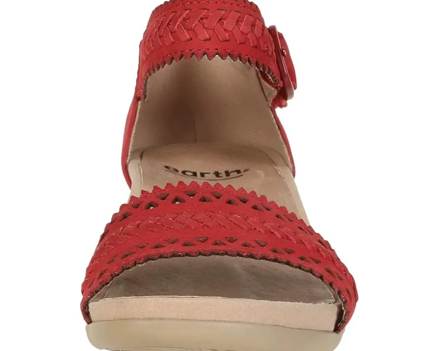 Women's Earth Seneca