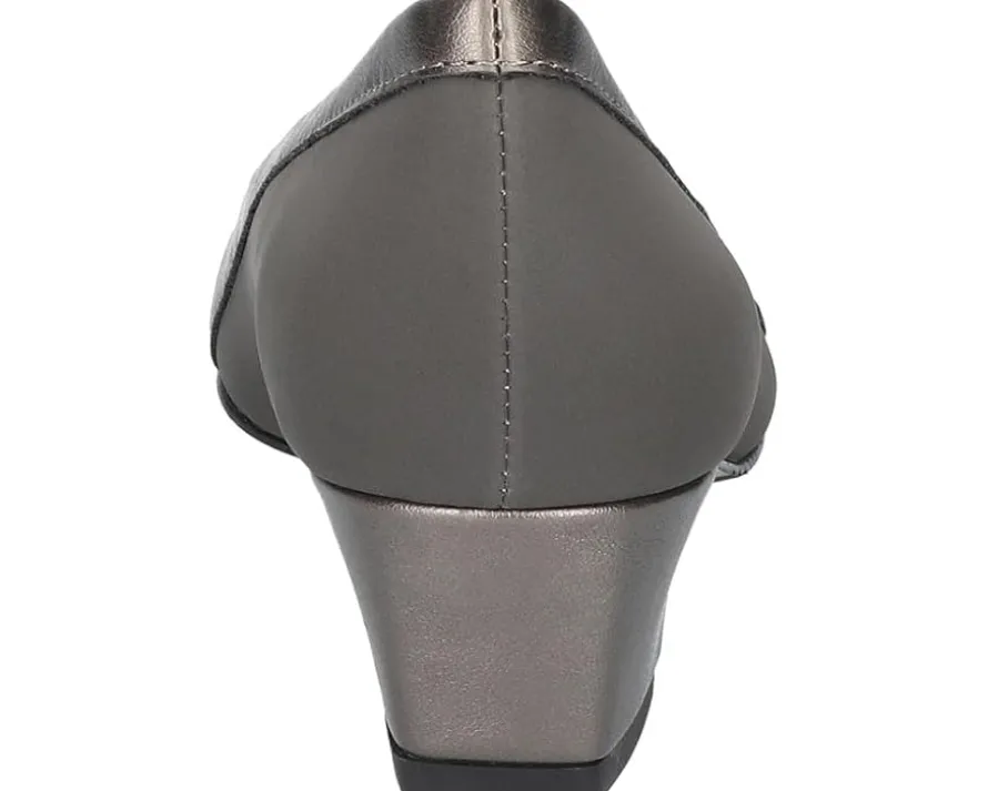 Women's Easy Street Dottie