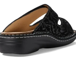 Women's Finn Comfort Moorea