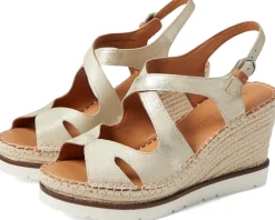 Women's Gentle Souls by Kenneth Cole Elise