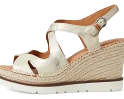 Women's Gentle Souls by Kenneth Cole Elise