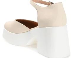 Women's Journee Collection Lizaa Pump