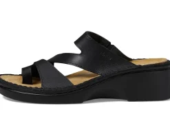 Women's Naot Monterey