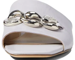 Women's Naturalizer Angie