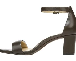 Women's Naturalizer Vera