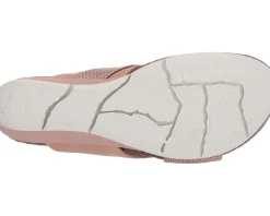 Women's OTBT In Focus