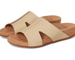 Women's SoftWalk Beverly