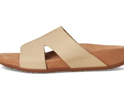 Women's SoftWalk Beverly