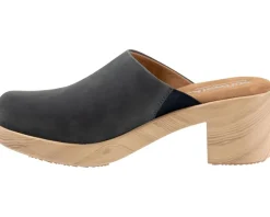 Women's SoftWalk Felida