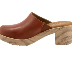 Women's SoftWalk Felida