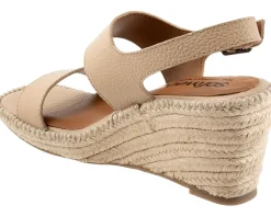 Women's SoftWalk Hartley