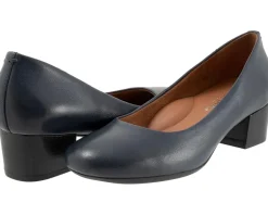 Women's SoftWalk Lynn