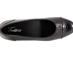 Women's Trotters Daisy