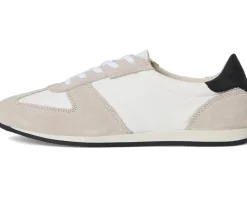Yasmin Sneaker
